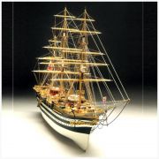 Simoncini Giocattoli e Modellismo Roma - Mantua Model - Amerigo Vespucci scala1-100